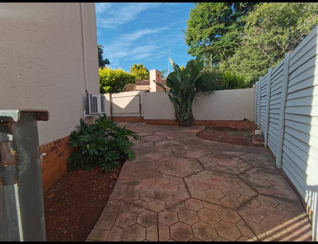 2 BEDROOM HOUSE FOR SALE IN FAERIE GLEN
